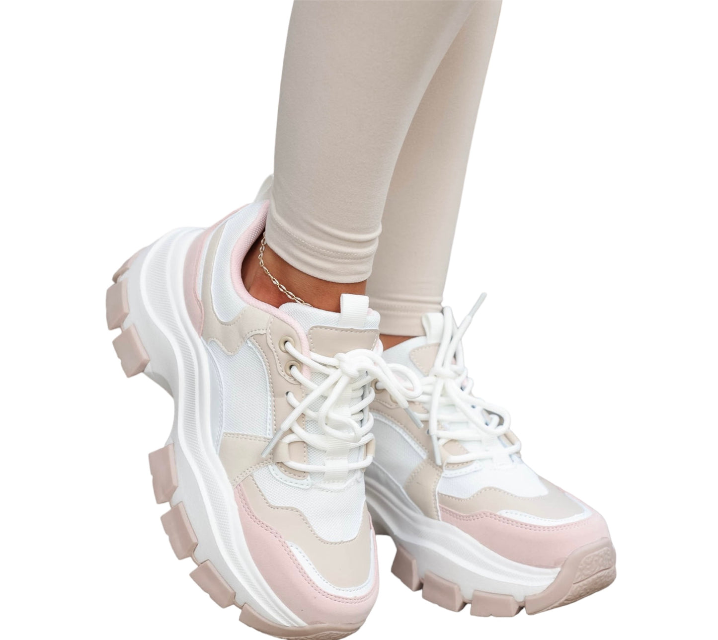 Platform tennis shoes