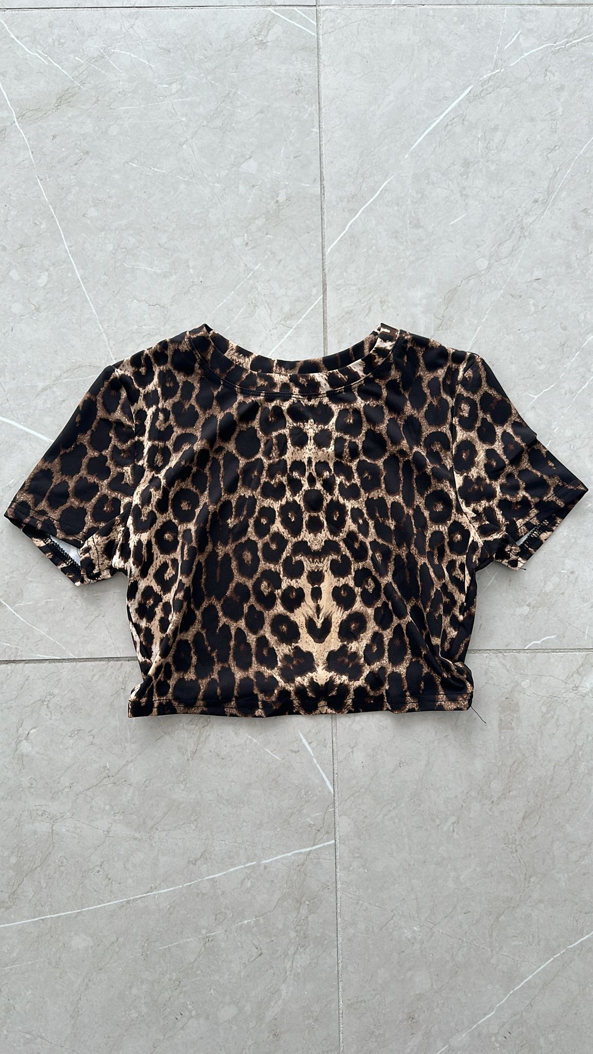CINTHIA ANIMAL PRINT CROPPED TOP