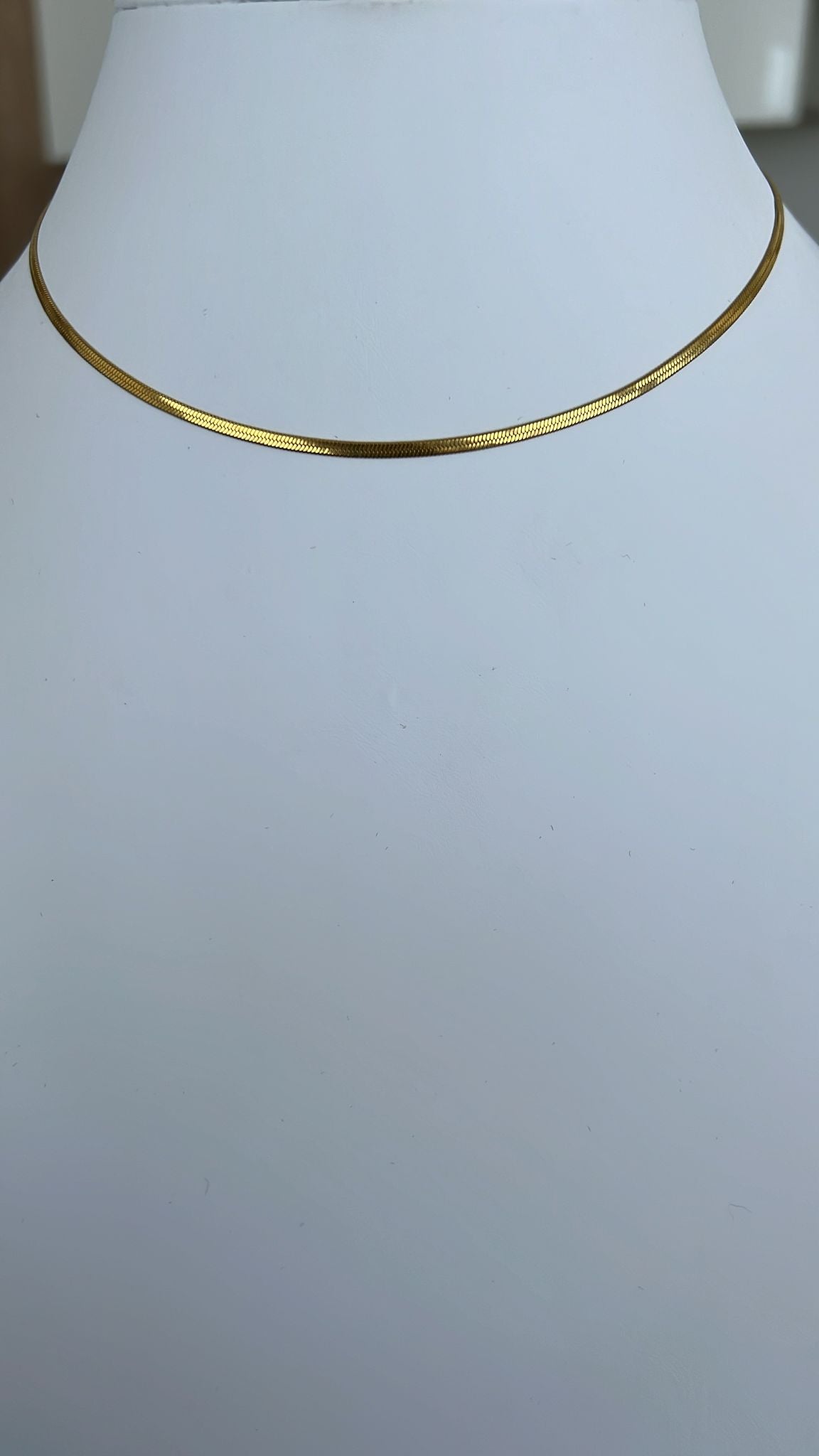 HERRINGBONE GOLD NECKLACE