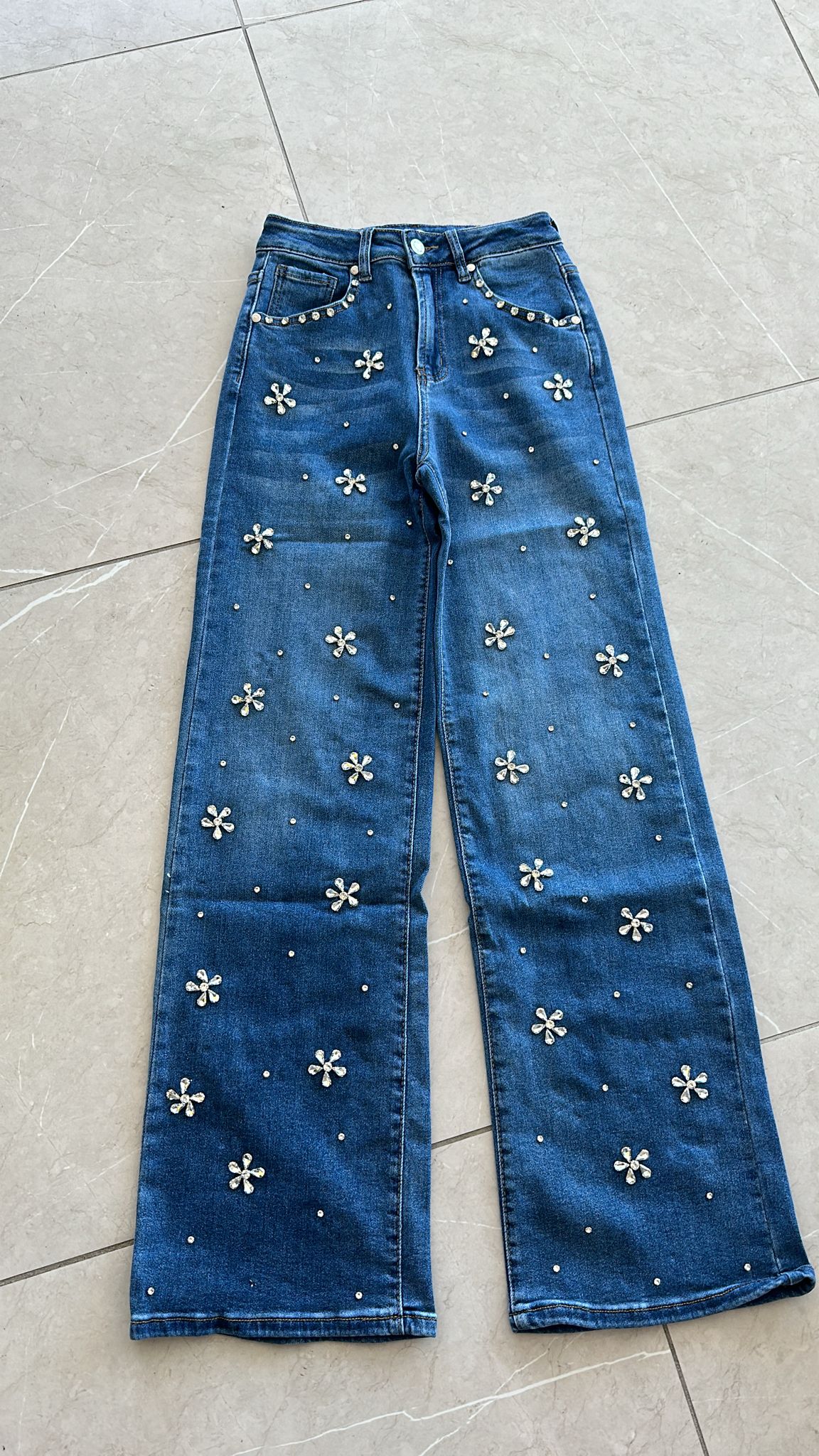 Flower rhinestone denim jeans