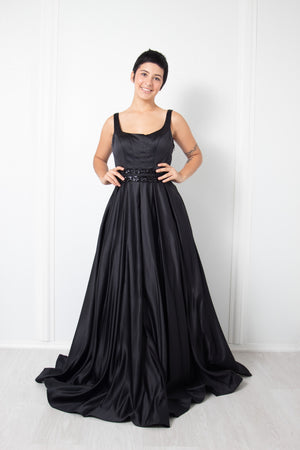 Elizabeth Gown